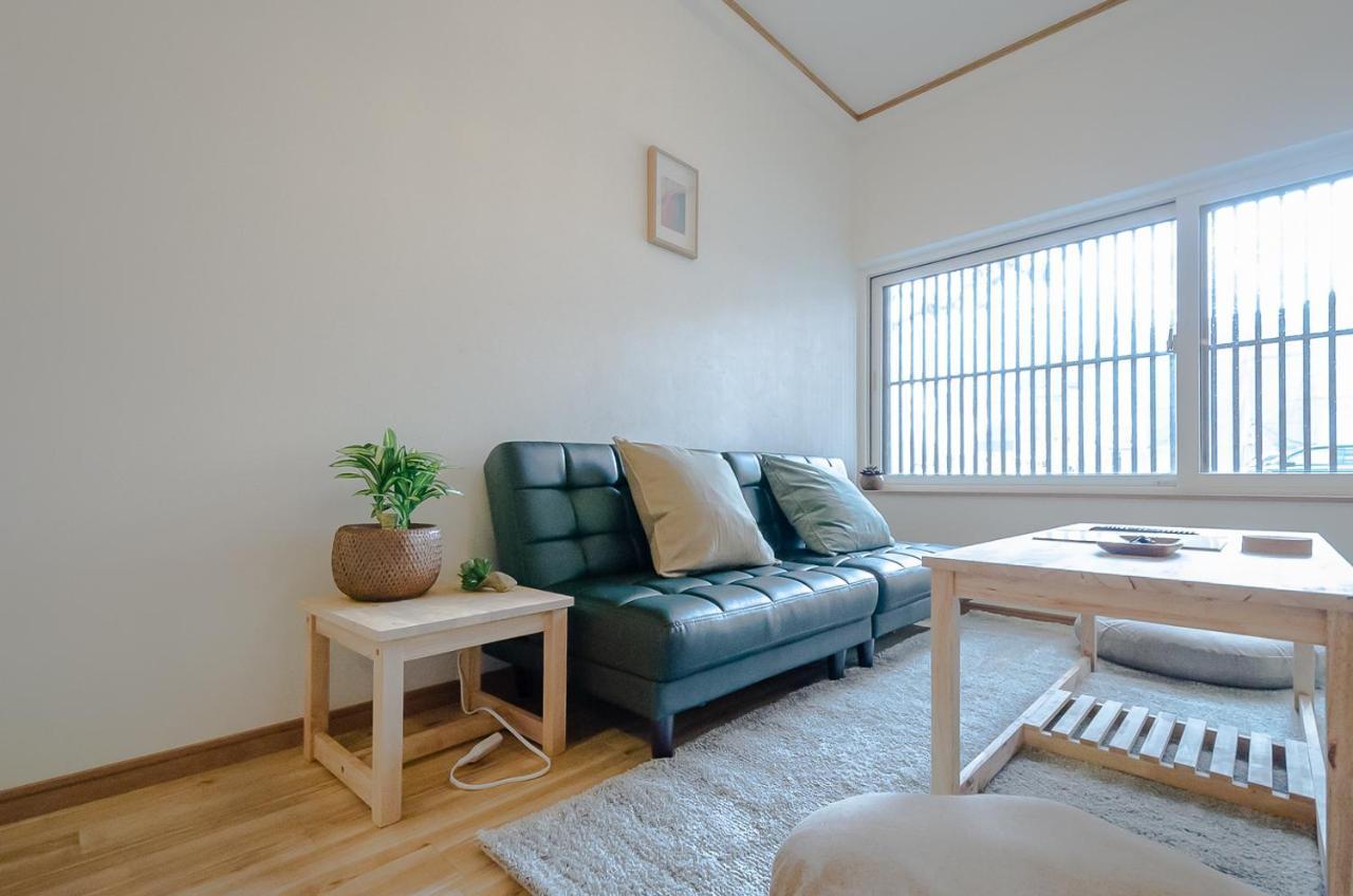 箱館宿 観月-Mizuki-伝統的建築物の宿-最大8名宿泊可能 ฮาโกดาเตะ ภายนอก รูปภาพ